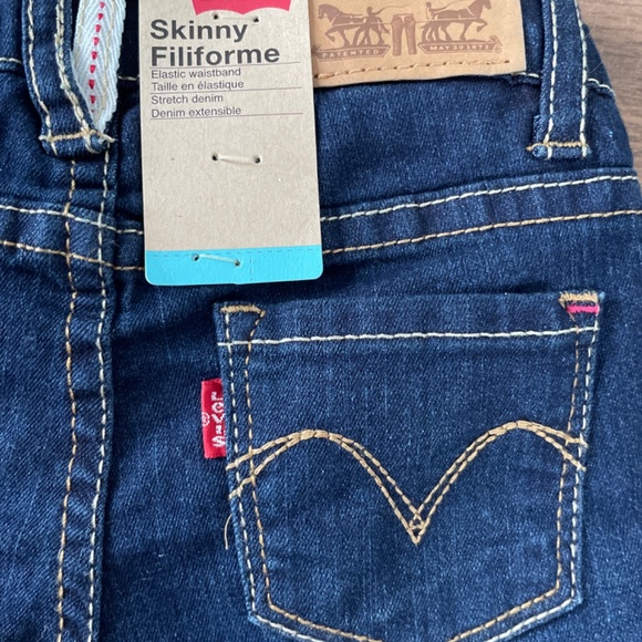 3/$20 NWT Levi’s Baby skinny jeans (elastic waistband) - Picture 3 of 6